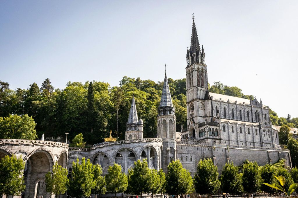 Lourdes Express: Private Führung durch die Heiligtümer