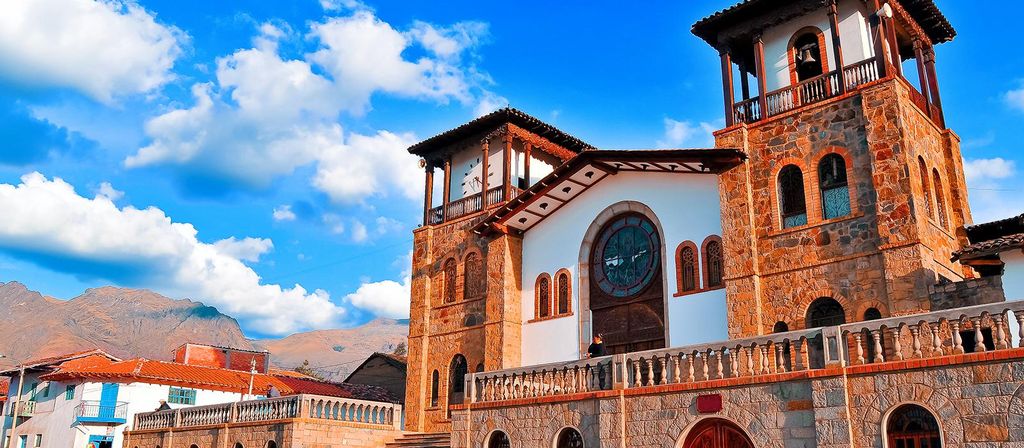 Von Huaraz aus: Chacas und Punta Olimpica Tunnel Tagestour