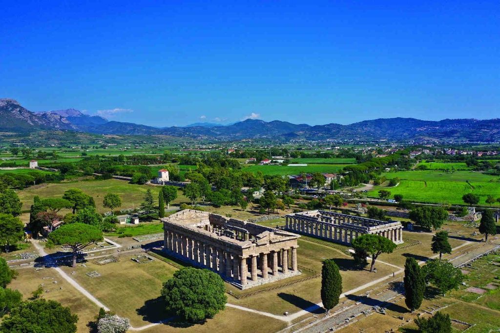 Ab Salerno: Mozzarella-Verkostung auf dem Bauernhof & private Tour nach Paestum