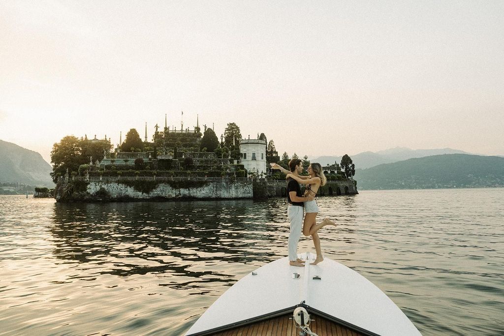 Zigarette Fast Speed Experience Lake Maggioe