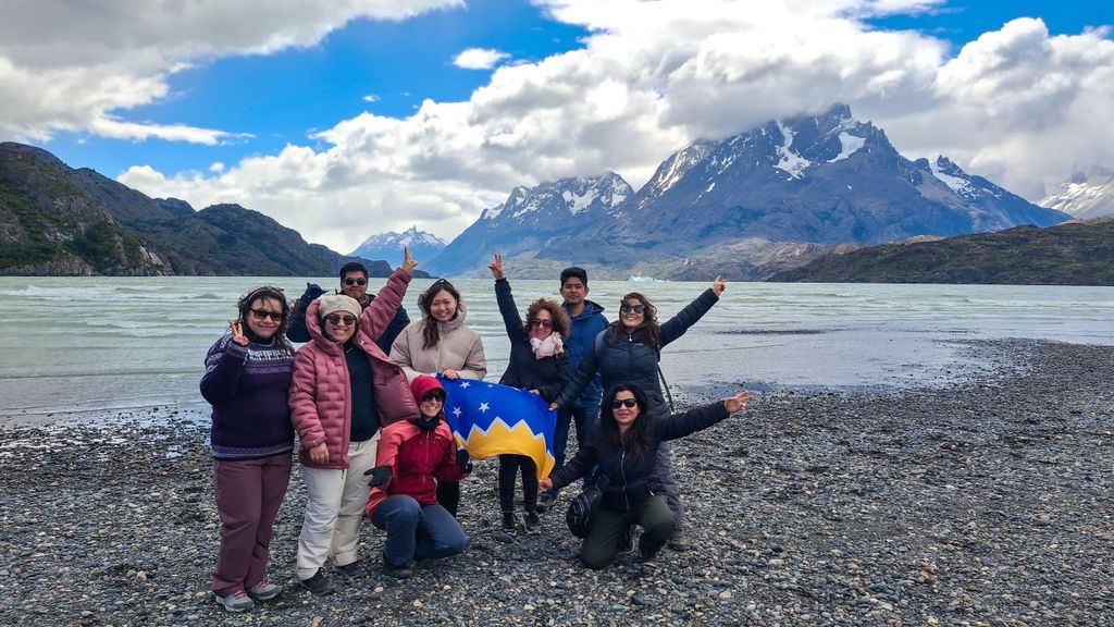 Punta Arenas: Ganztägiger Ausflug Torres del Paine + Milodón-Höhle