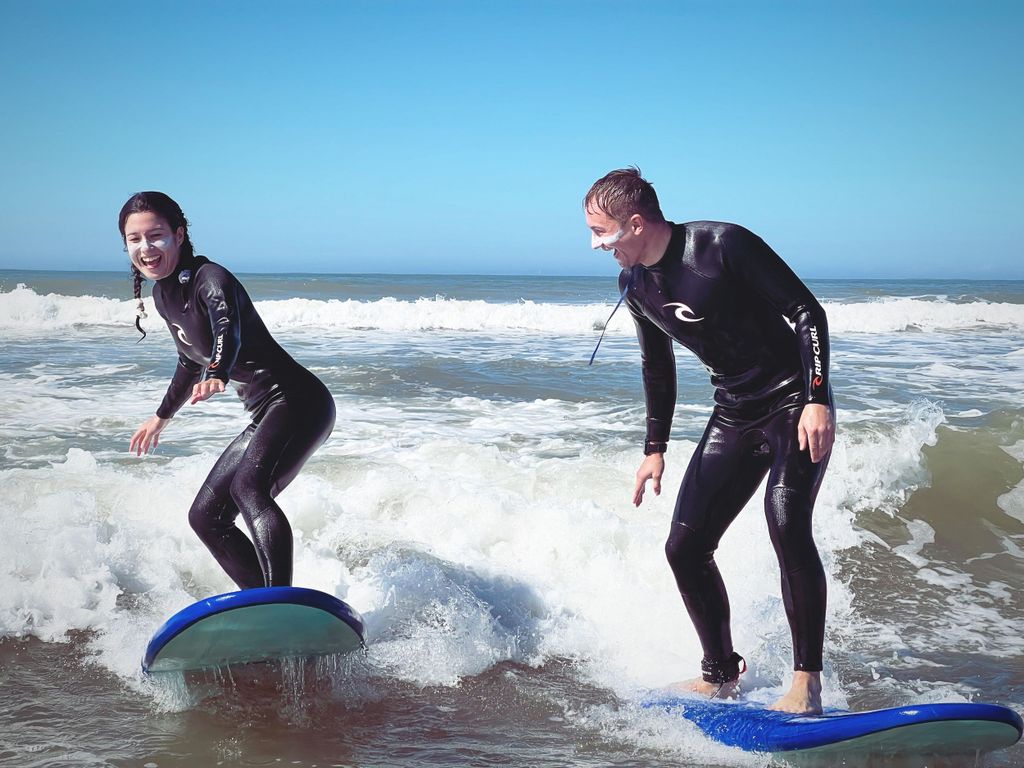Anfängerfreundliches Surfen an schönen Spots