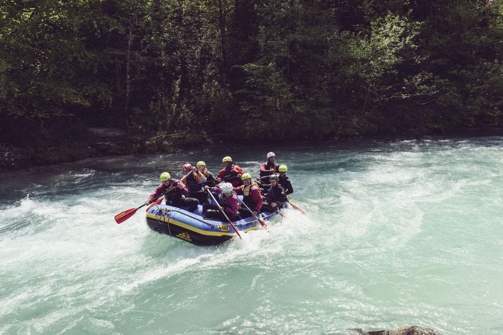 Lenggries: Geführtes Rafting-Abenteuer auf der Isar