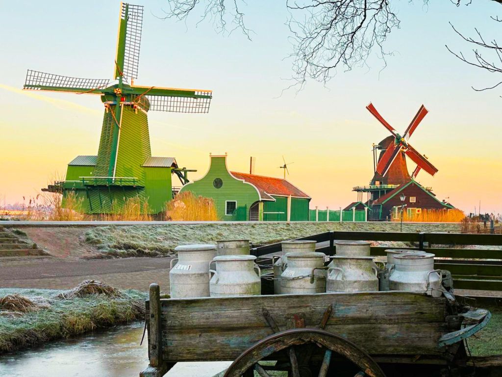 Amsterdam: Giethoorn & Zaanse Schans - Tagestour für kleine Gruppen