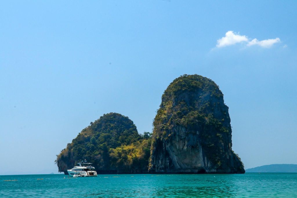 Krabi: 4-Insel-Tagestour mit Premium-Schnellboot und Mittagessen