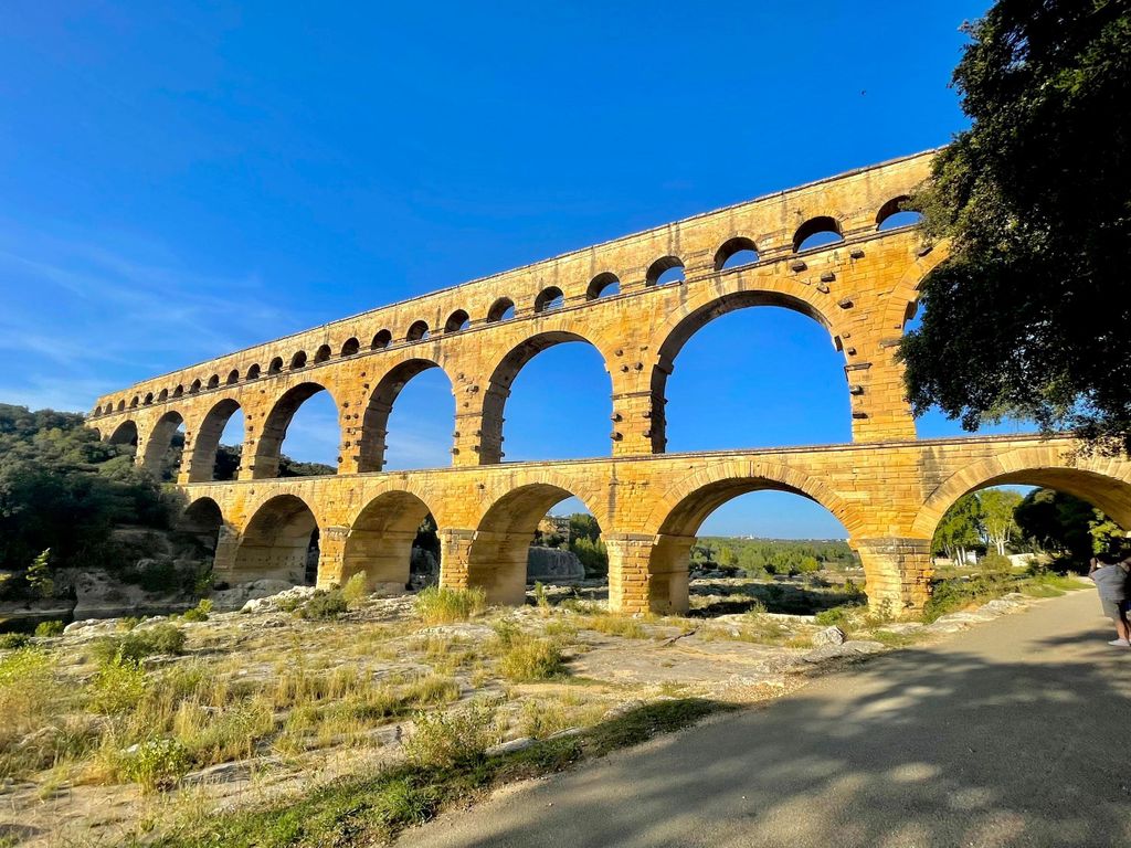 Ab Avignon: Ganztagestour zu den Highlights der Provence