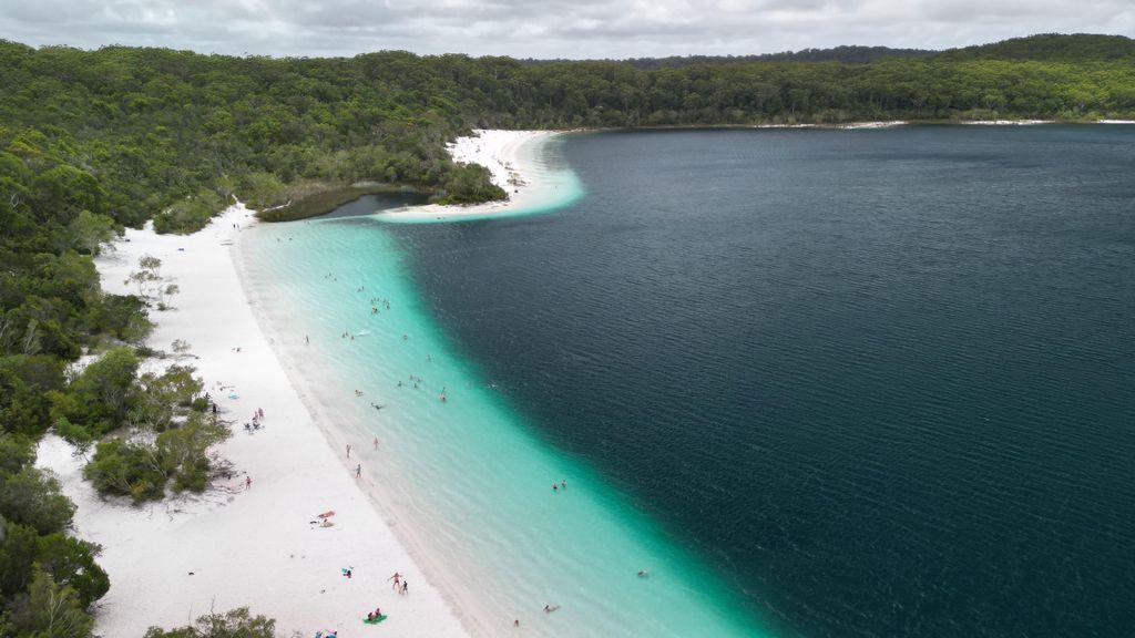 Von Noosa aus: 2-tägige K'gari (Fraser Island) Kleingruppentour
