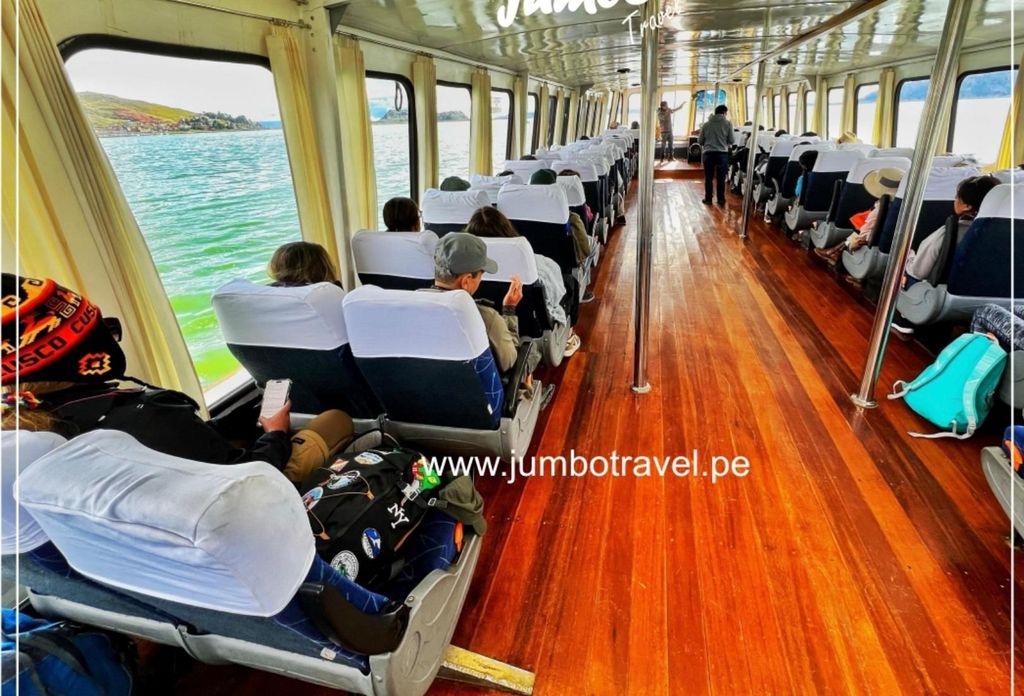 Ganztägige Tour Uros & Taquile mit Schnellkatamaran, Tänzen und lokalem Mittagessen