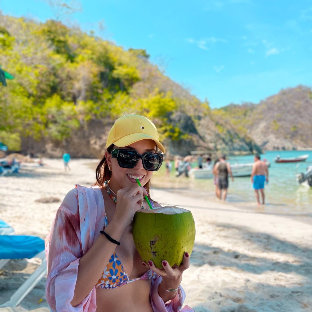 Ab Puntarenas: Isla Tortuga Speedboat Trip mit Mittagessen