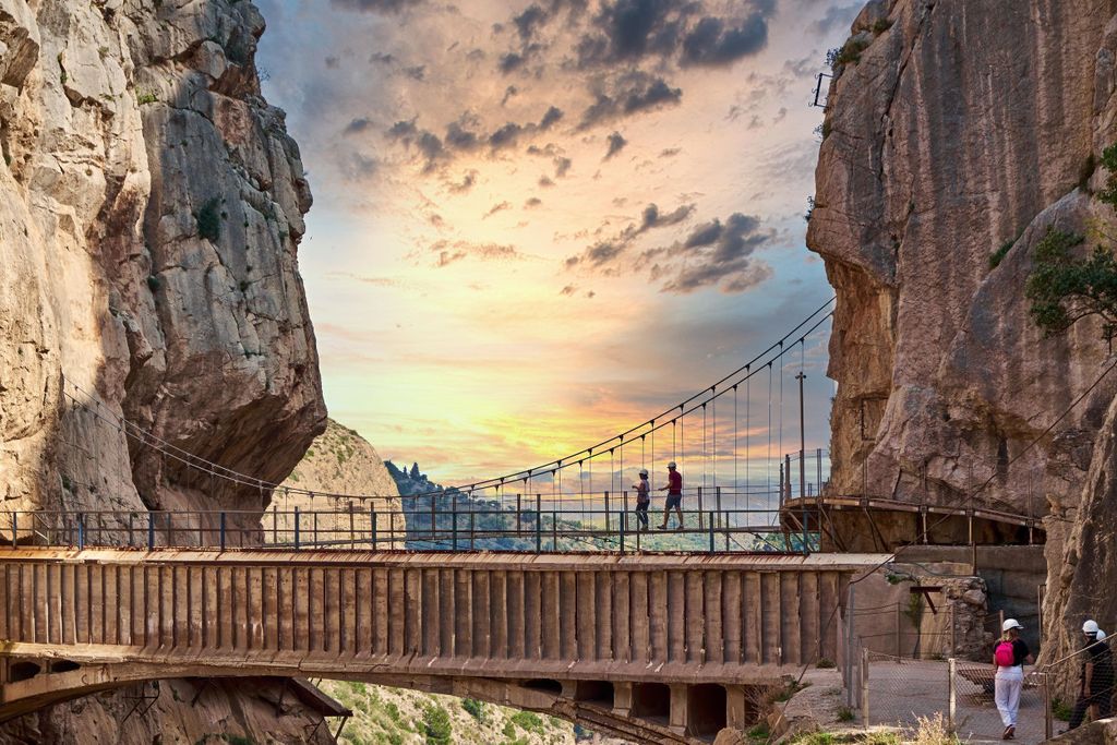 Von Fuengirola aus: Geführte Tagestour auf dem Caminito del Rey