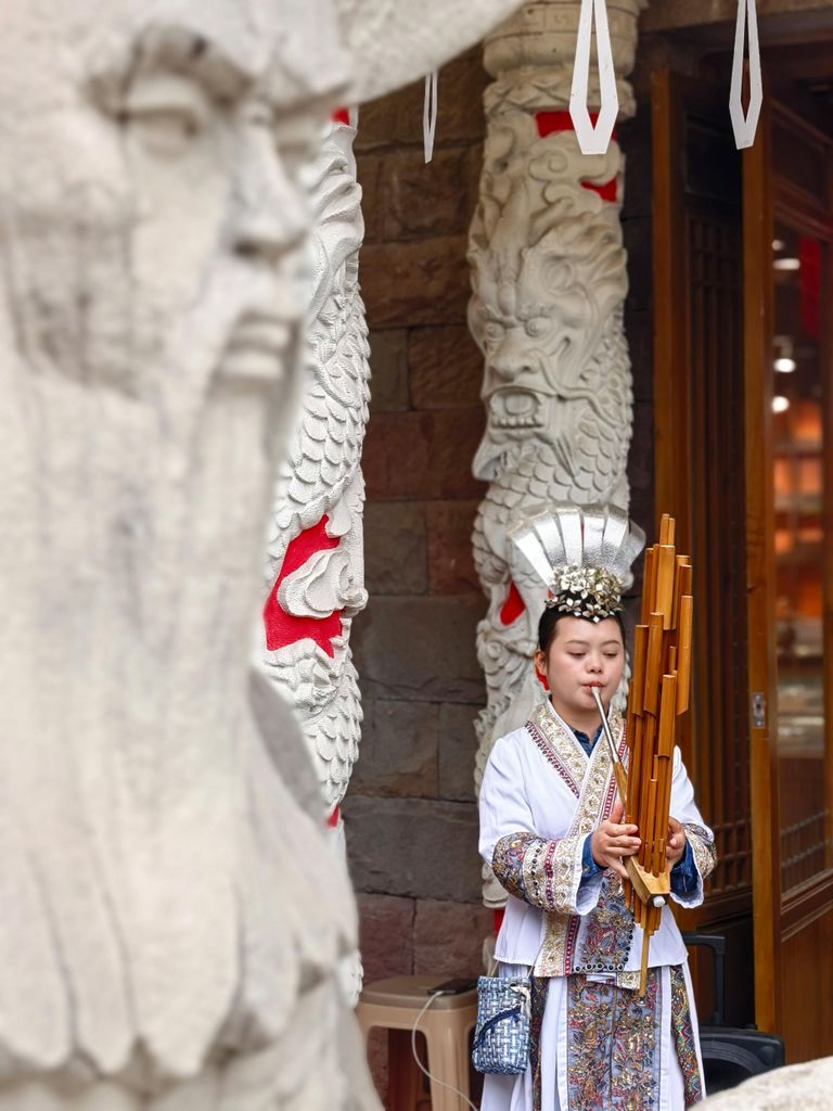 Chongqing: Private Tour: Altstadt, Einschienenbahn, Park und Kunst