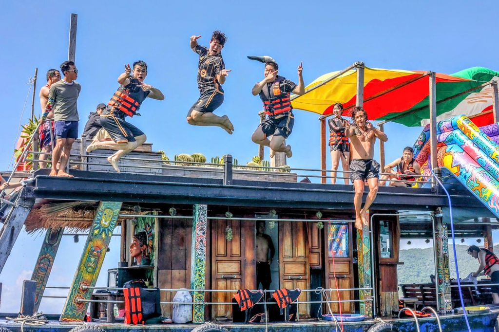 Nha Trang: Halbtägiges Schnorchelabenteuer mit BBQ an Bord