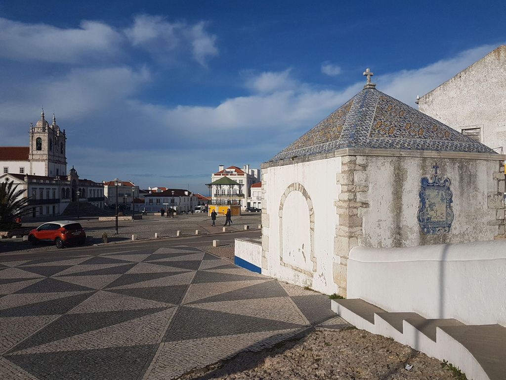 Tour durch Nazare mit dem Auto