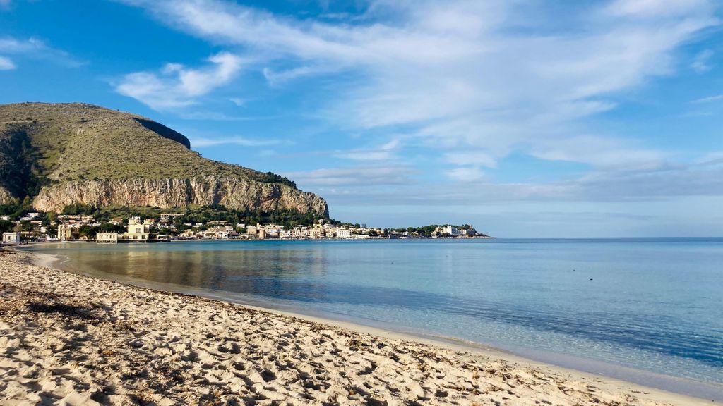 Palermo-Erlebnis: Monreale, Katakomben und Mondello mit Essen