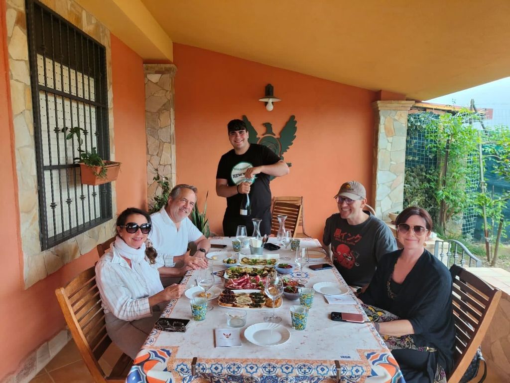 Agrigento: Weinverkostung und Spaziergang in den Weinbergen.