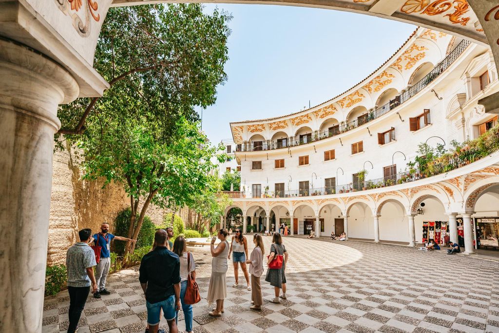 Sevilla: Tapas, Tavernen und Geschichte Geführter Rundgang