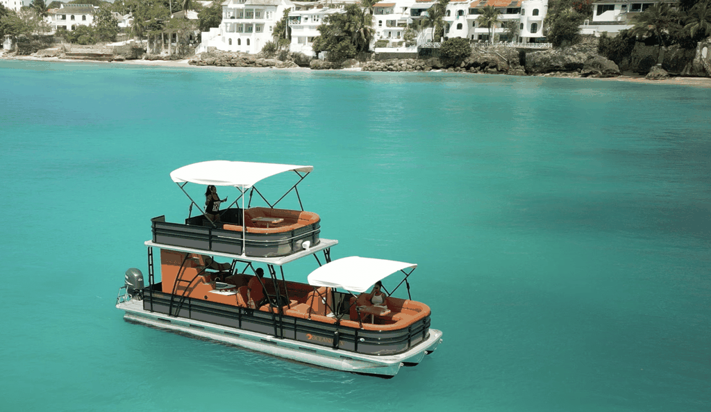 Bridgetown: Barbados Küstenlinie Sonnenuntergang Luxuskreuzfahrt