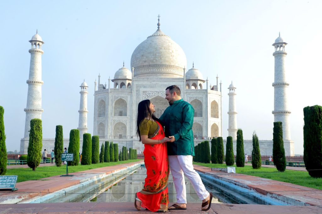 Ab Delhi: Private Taj Mahal & Agra Tour mit 5* Mittagessen