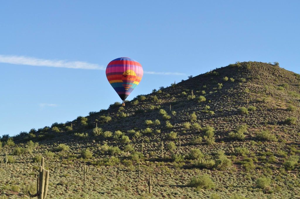 Phoenix: Heißluftballonfahrt bei Sonnenaufgang