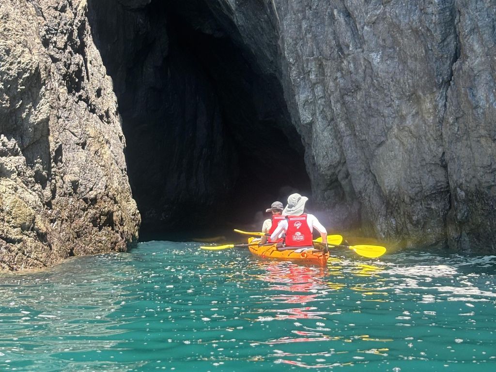 Bay of Islands: Ganztägiges Inselabenteuer mit dem Kajak