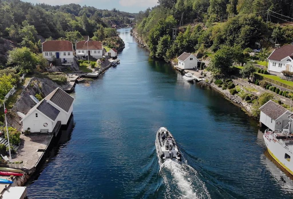 Kristiansand: Express Archipelago Tour mit dem RIB Speedboat