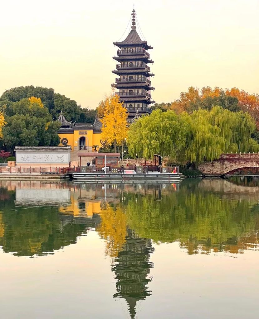 Von Hangzhou nach Jiaxing: Südsee, lokaler Snack & Kulturerbe