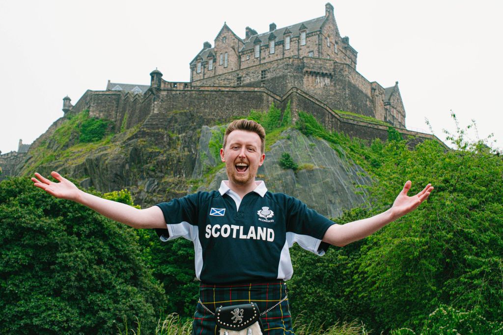 Edinburgh: Edinburgh Castle Tickets & Tour mit einem Kilt tragenden Guide