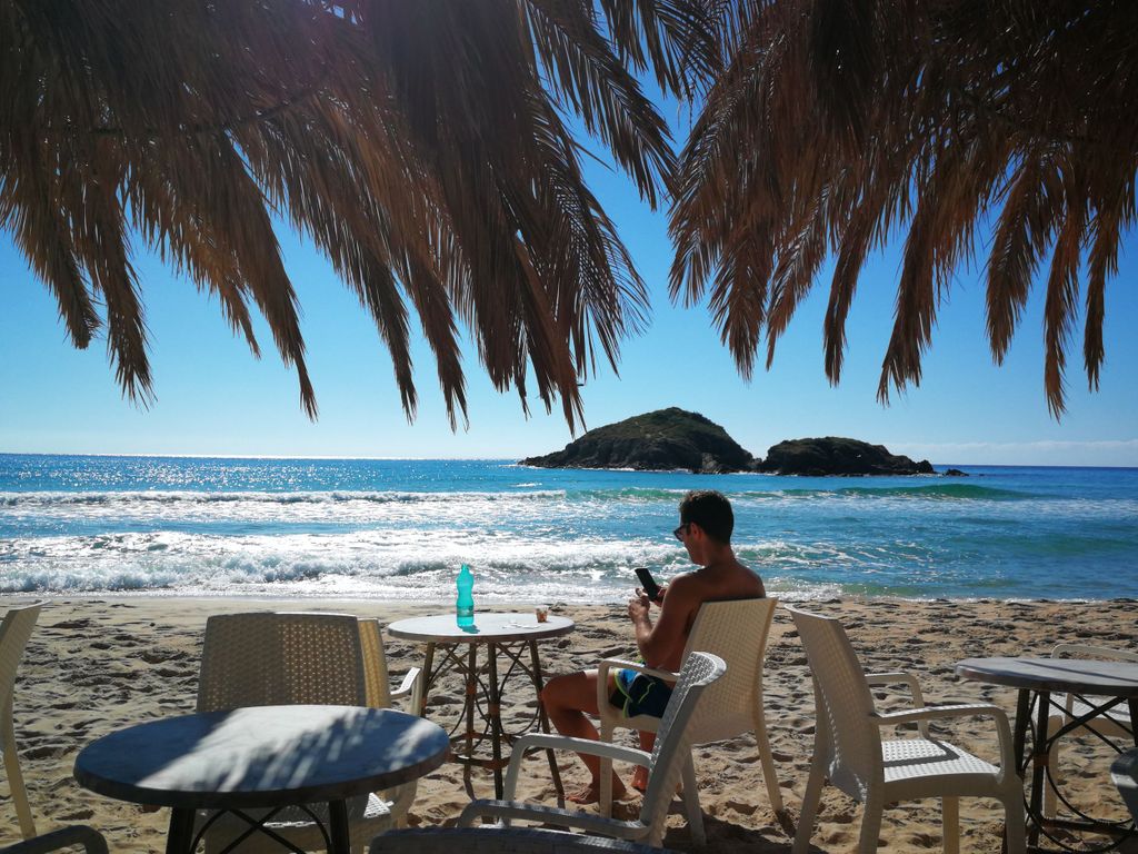 Von Cagliari: Ganztägige Strandtour nach Chia und Tuerredda