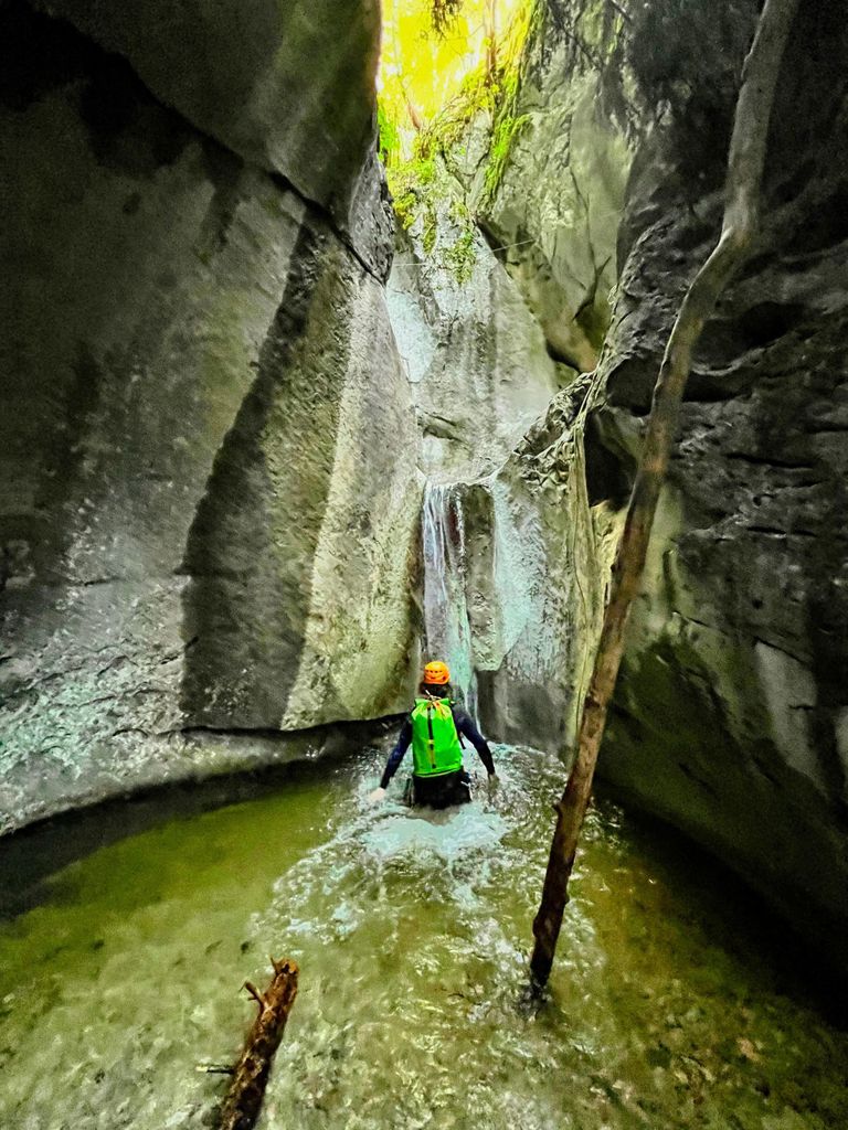 Bad Ischl: Canyoning-Tour mit epischen Abseilaktionen im Salzkammergut