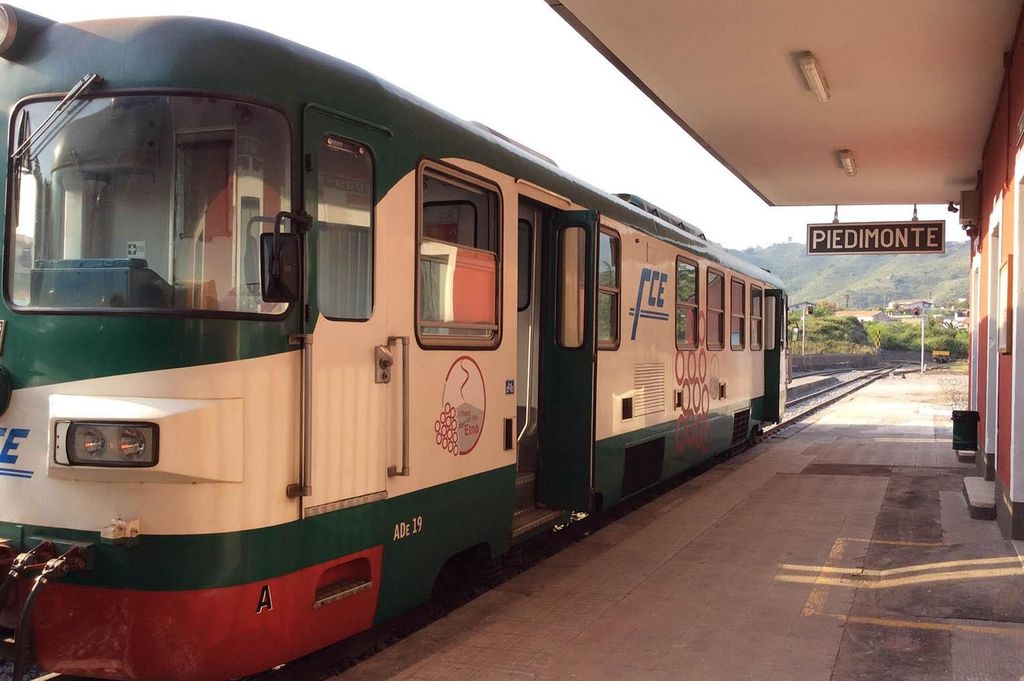 Linguaglossa: Ätna-Weinzugtour & sizilianische Weinprobe