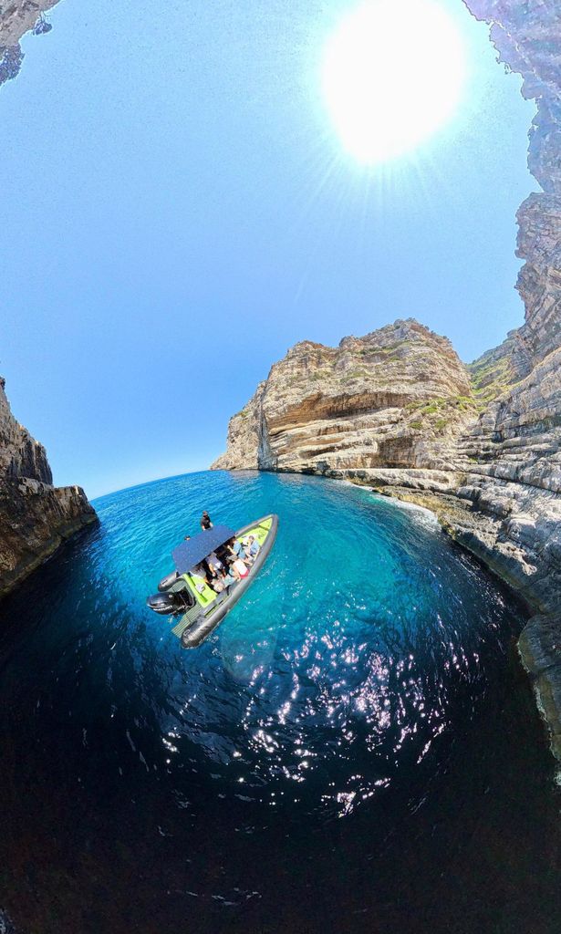 Vlore: Sazan Island & Haxhi Ali Cave Speedboat Guided Tour