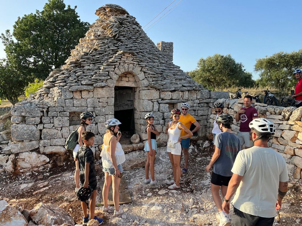 Alberobello: Geführte E-Bike-Tour + Besuch einer Eselsfarm