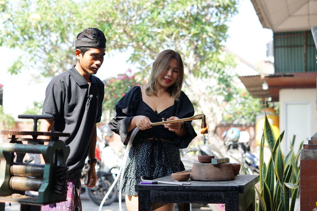 Bali: Silberschmuck-Workshop (Option mit Stein & Vergoldung)