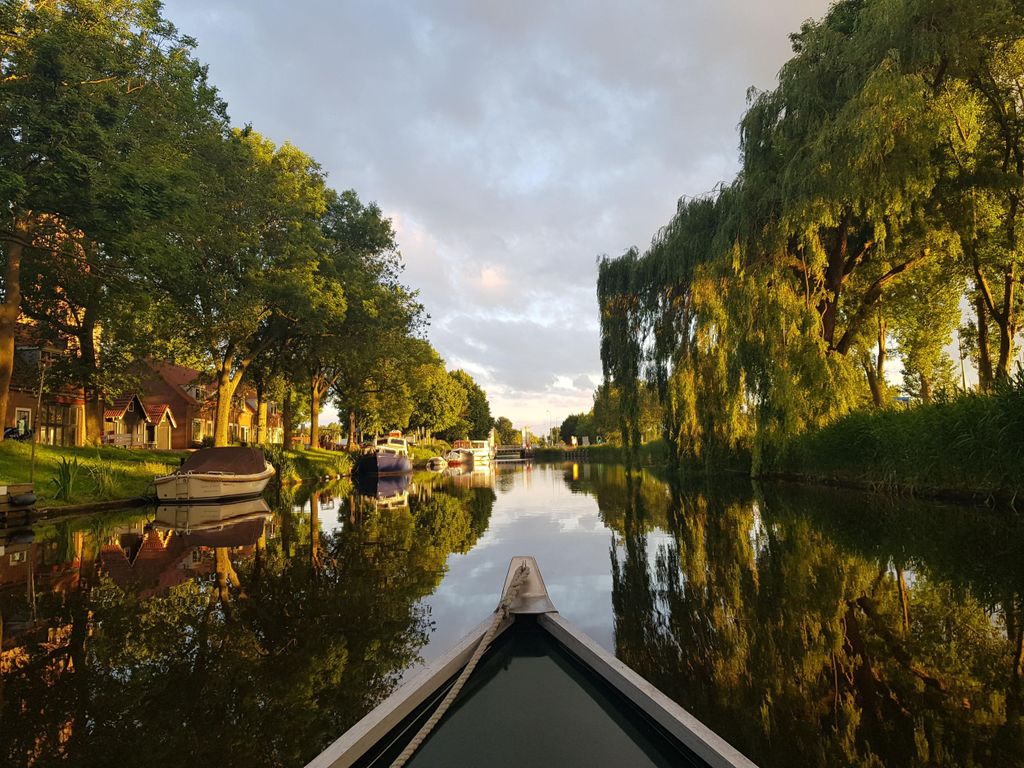 Flüsterbootvermietung in schöner Gegend in der Nähe von Amsterdam