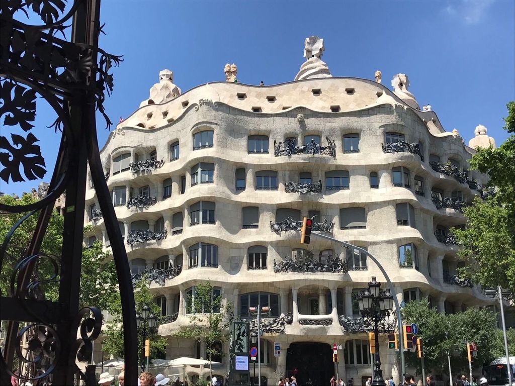 Von Salou aus: Ganztagestour durch Barcelona mit freier Zeit