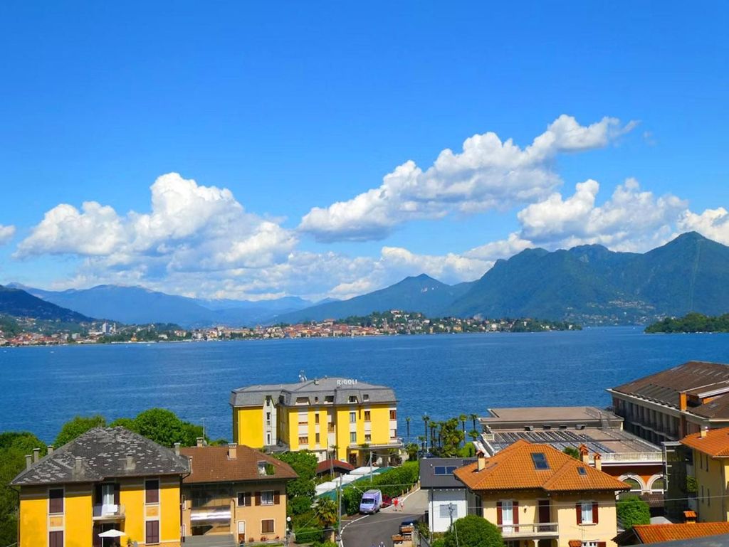 Baveno: Privater Rundgang bei Sonnenuntergang mit Aperitif