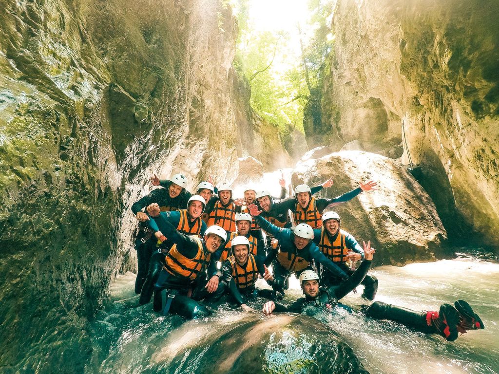 Von Interlaken aus: Lokaler Canyoning-Trip