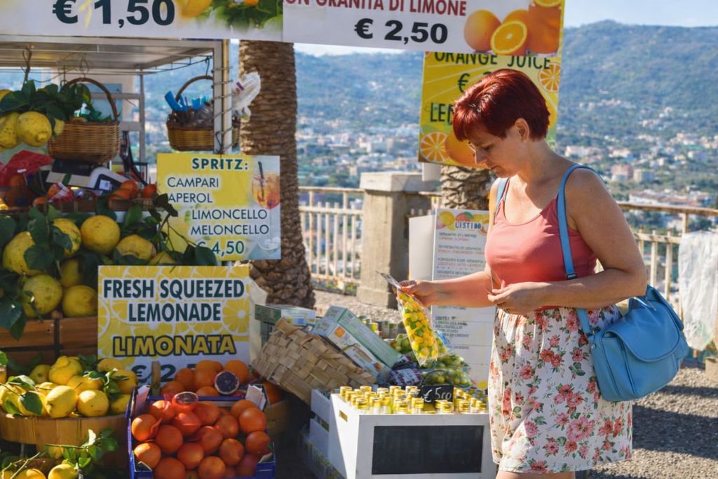 Von Neapel: Private Tour nach Positano, Amalfi und Ravello