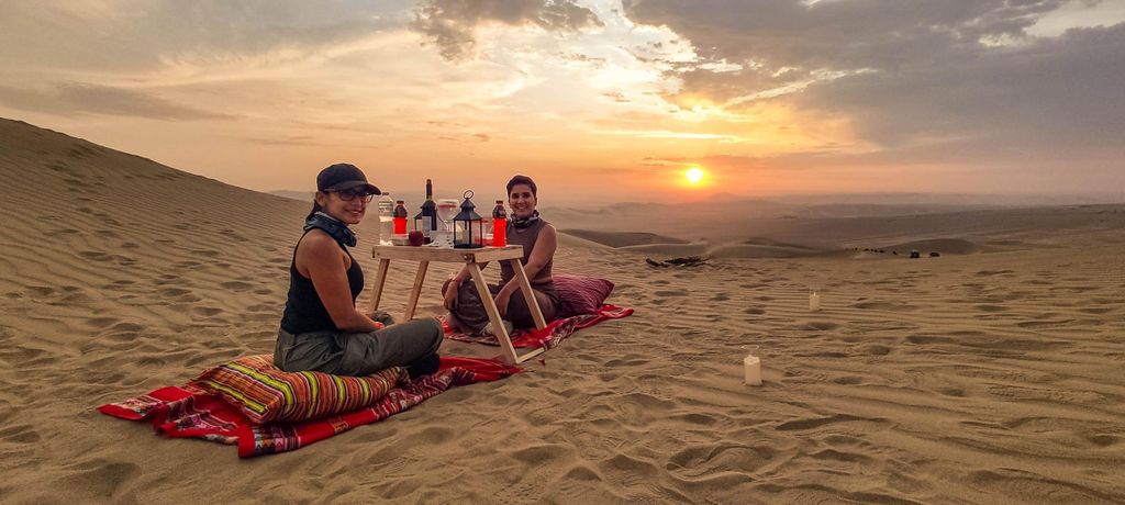 Huacachina: Picknick, Dünenbuggy-Fahrt und Sandboarding