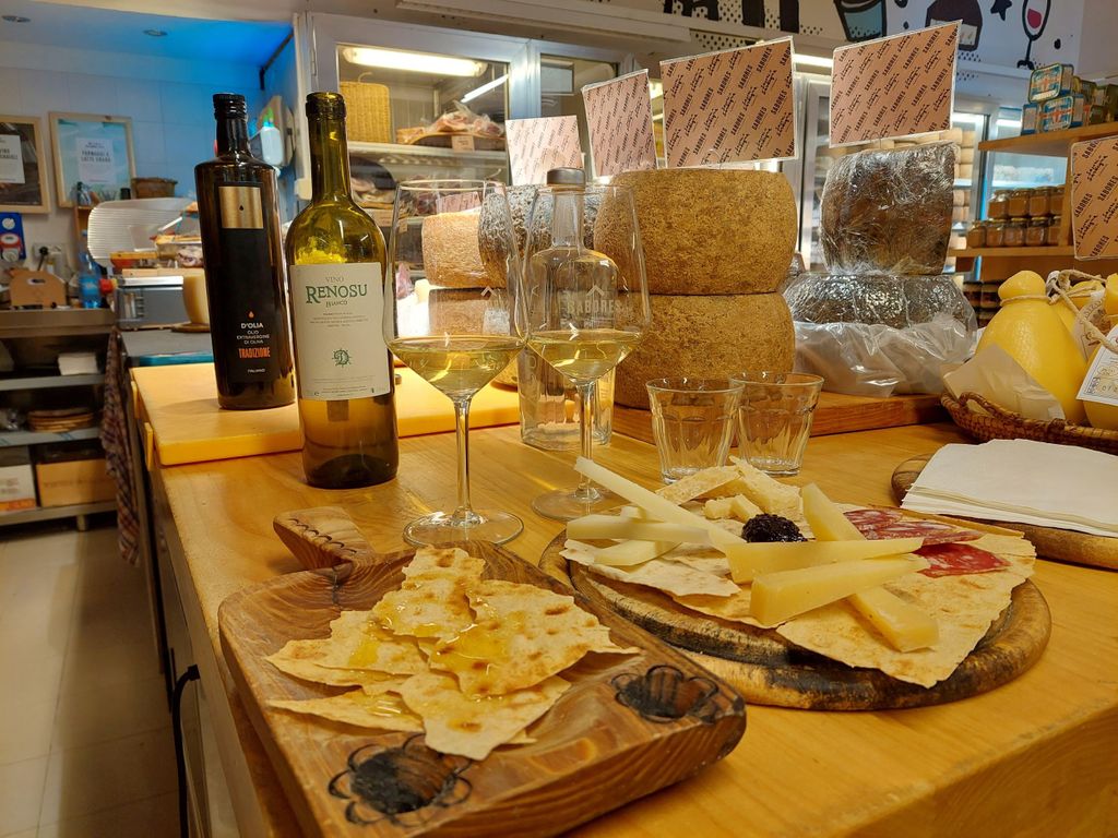 Cagliari: Sardinien bei einer Foodtour mit Vollverpflegung