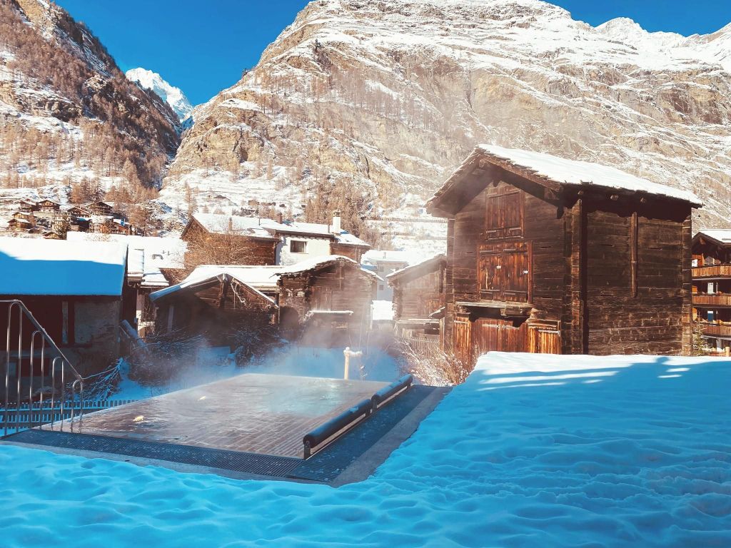 Zermatt: Privat Outdoor Whirlpool