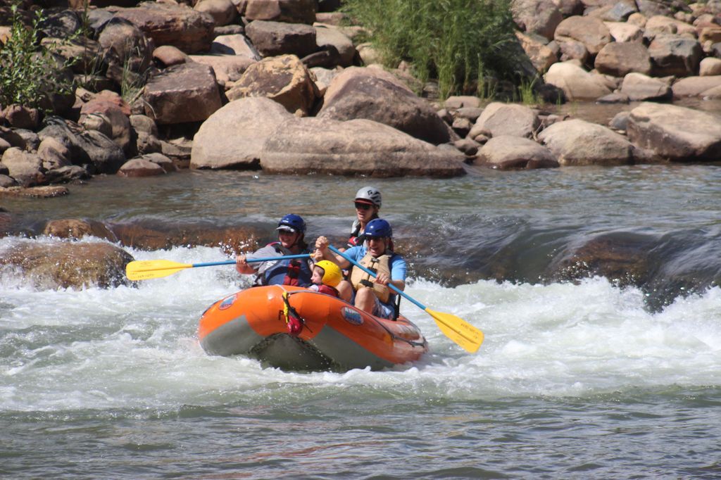 Ab Durango: Wildwasser-Rafting auf dem Animas River