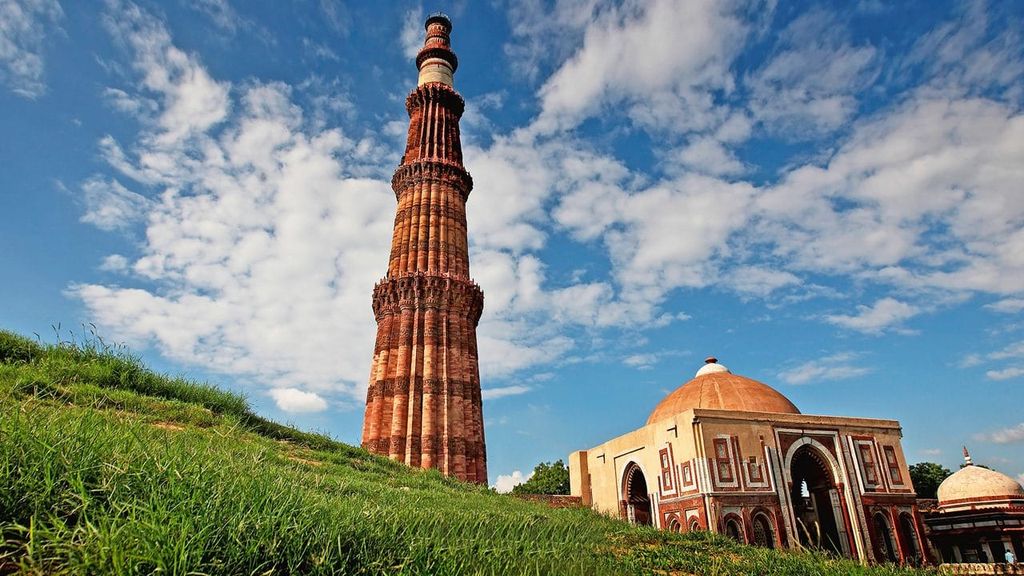 Delhi: Private Qutub-Minar-Tour mit Hotelabholung und -rücktransfer