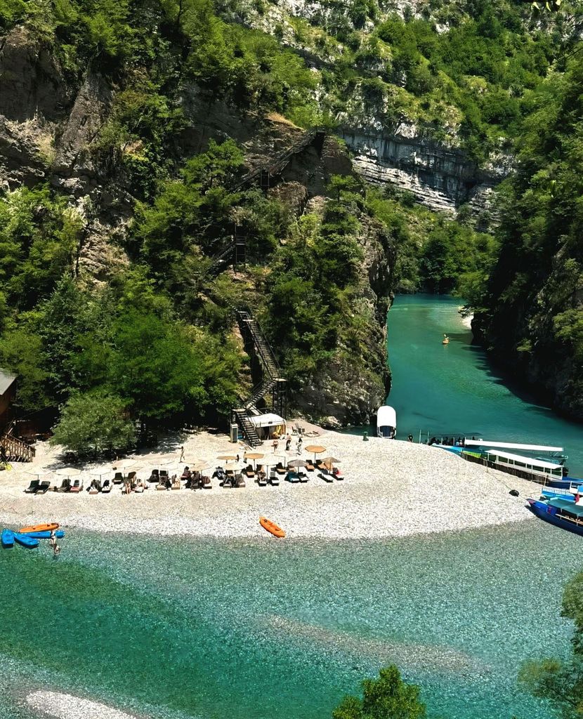 Von Shkodra: Komani-See und Shala-Fluss