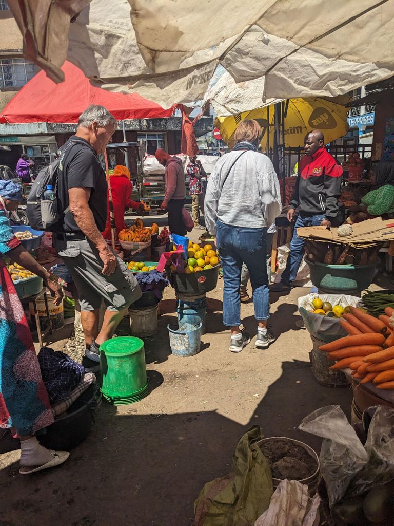 Arusha: Traditioneller Kochkurs und Tour über den Lebensmittelmarkt