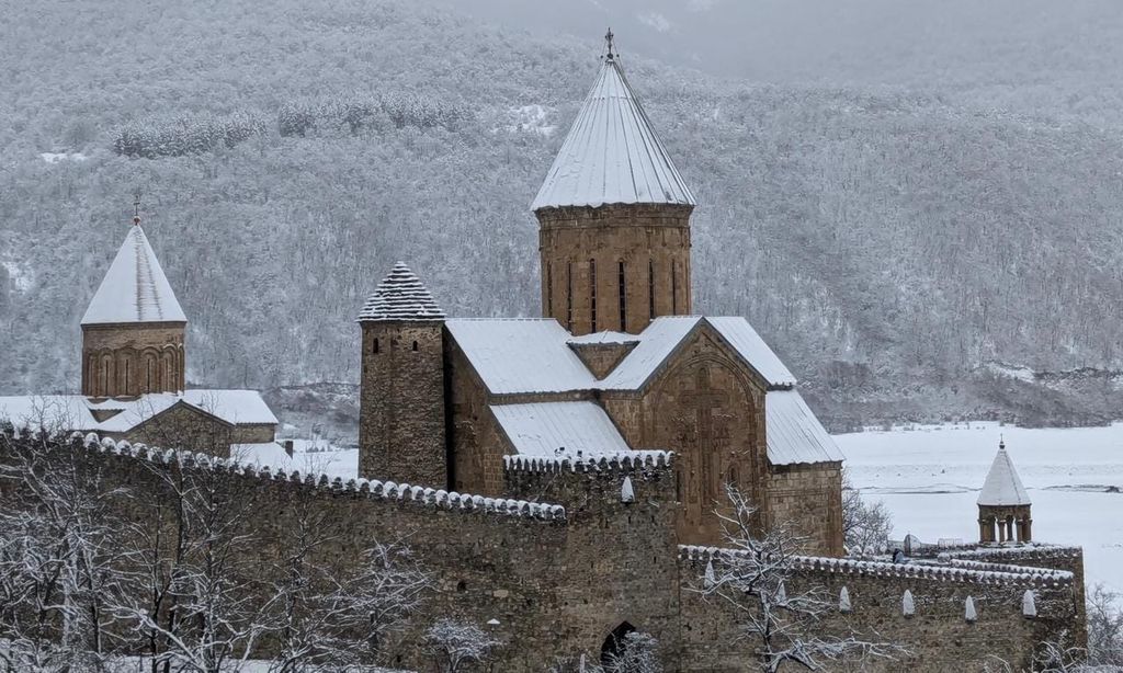 Tiflis: Gudauri und Kazbegi Tagestour inklusive 4WD