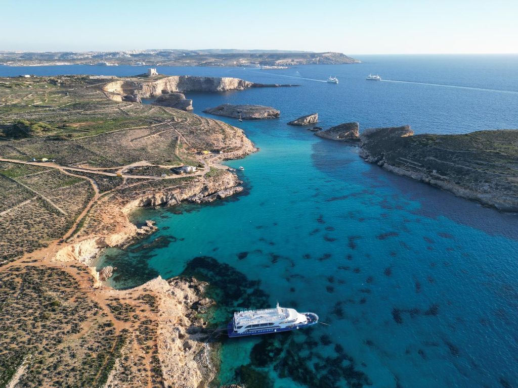 Sliema: Blaue Lagune inkl. Meereshöhlen & Kristall-Lagune