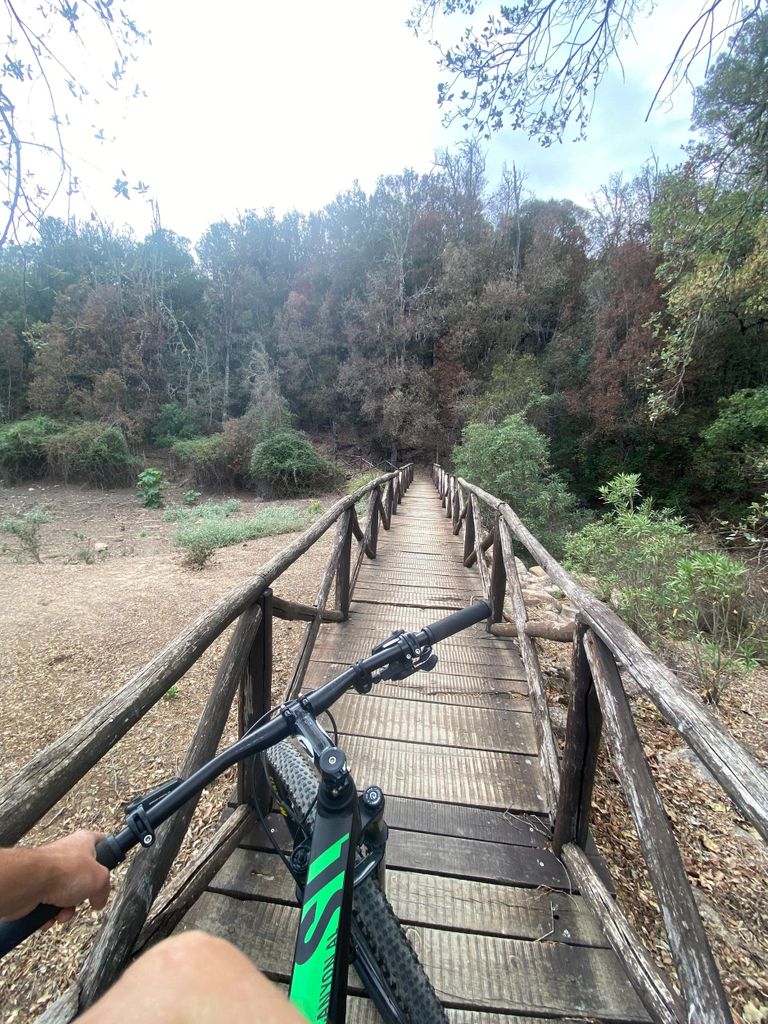Burcei: Fahrradverleih in der Oase Sette Fratelli