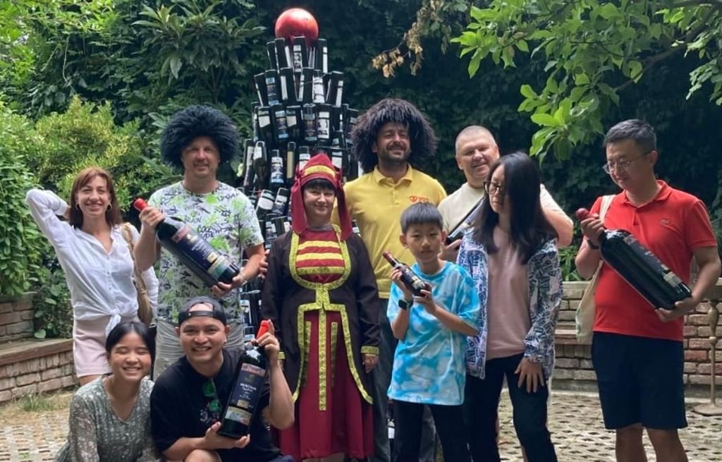 Ab Tiflis: Tagestour in die Weinregion Kachetien & nach Sighnaghi