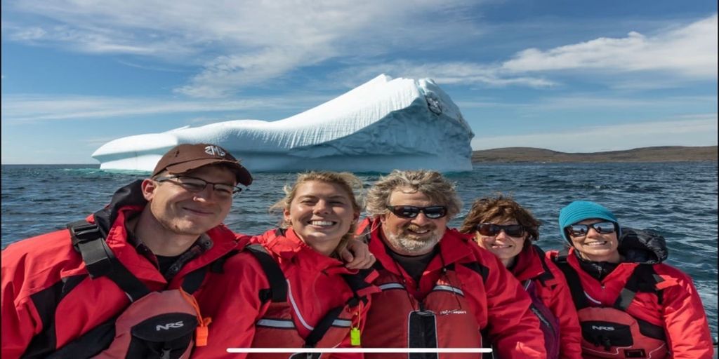 St. Johns Premium-Tour mit Iceberg Quest-Bootsfahrt